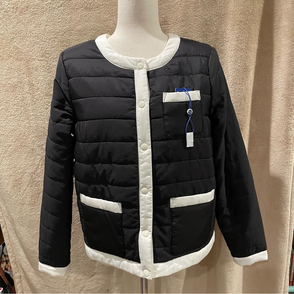 NWT Women’s lightweight jacket/cardigan, Size Petite small (fits like a medium)